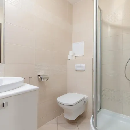 Nautilus Sauna & - Promenade By Renters *
